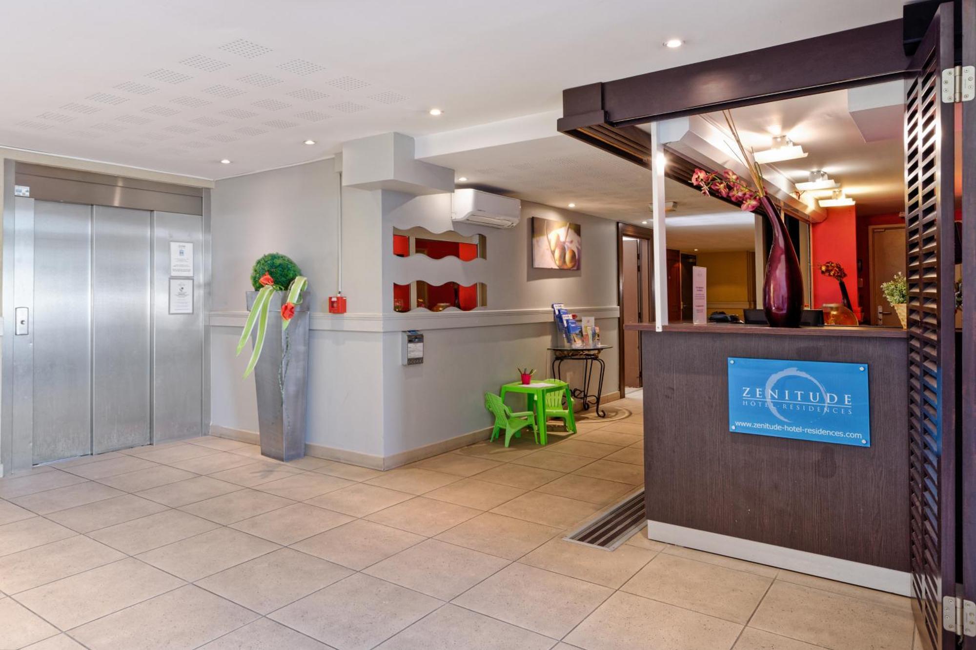 Comfort Aparthotel Six-Fours Six-Fours-les-Plages Zewnętrze zdjęcie